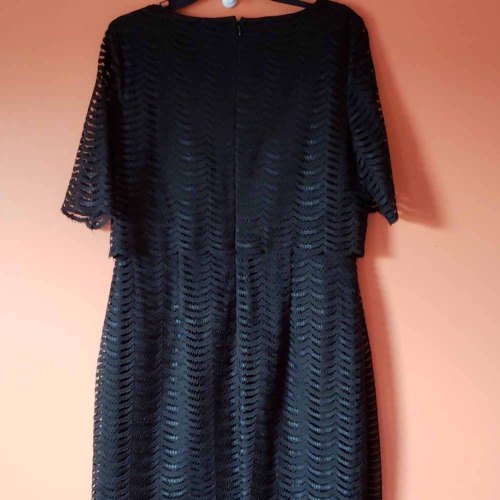 American Living Dress - Picture 2 of 6